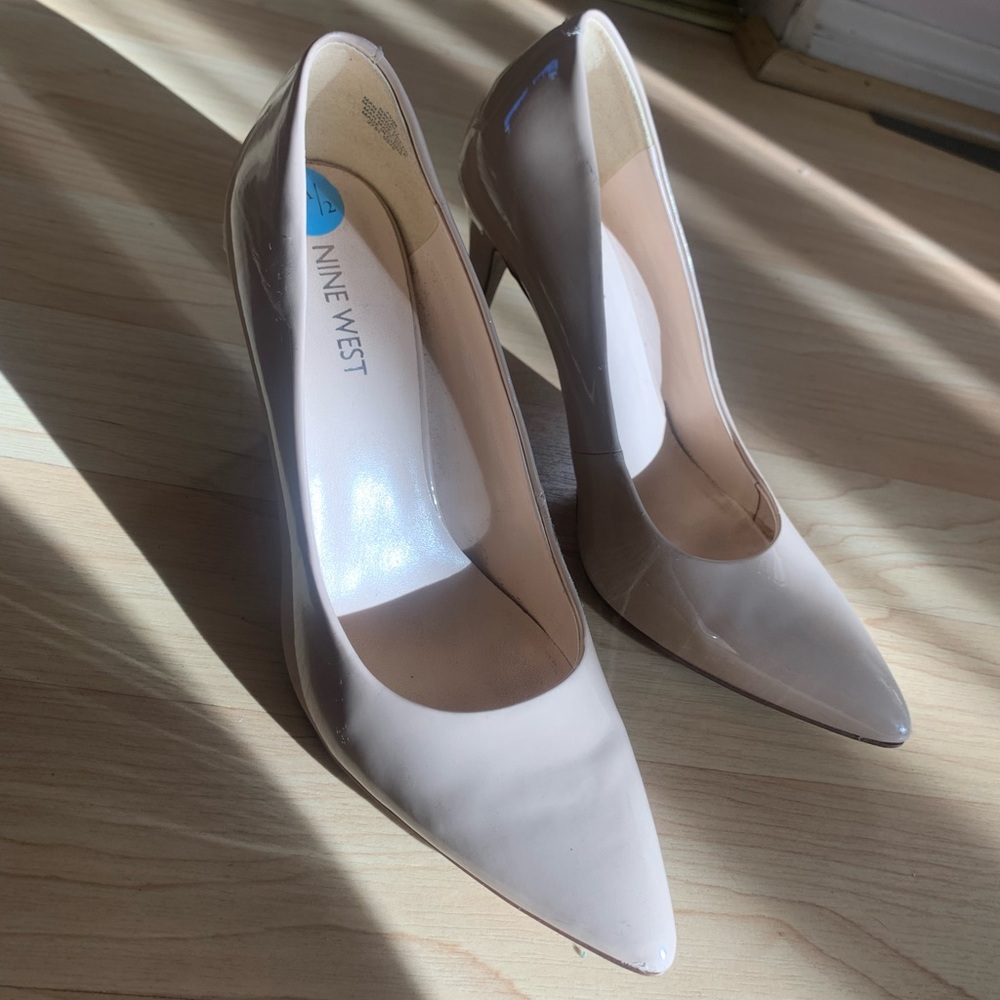 Nine West nude pumps 3 inch heel